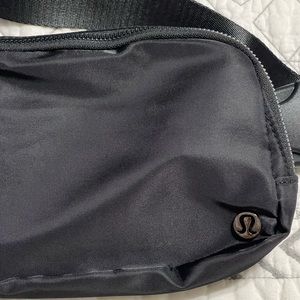 Black lulu lemon belt bag